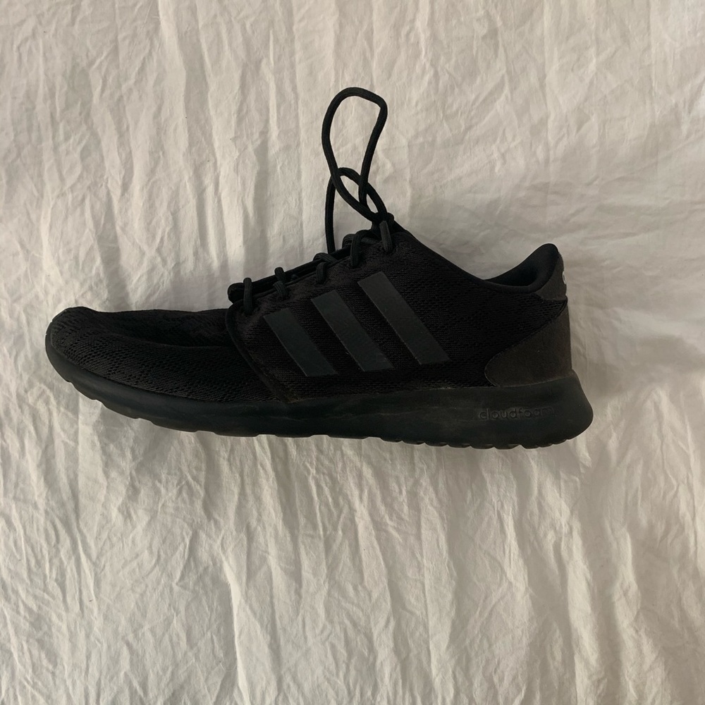 ADIDAS CLOUDFOAM SHOES